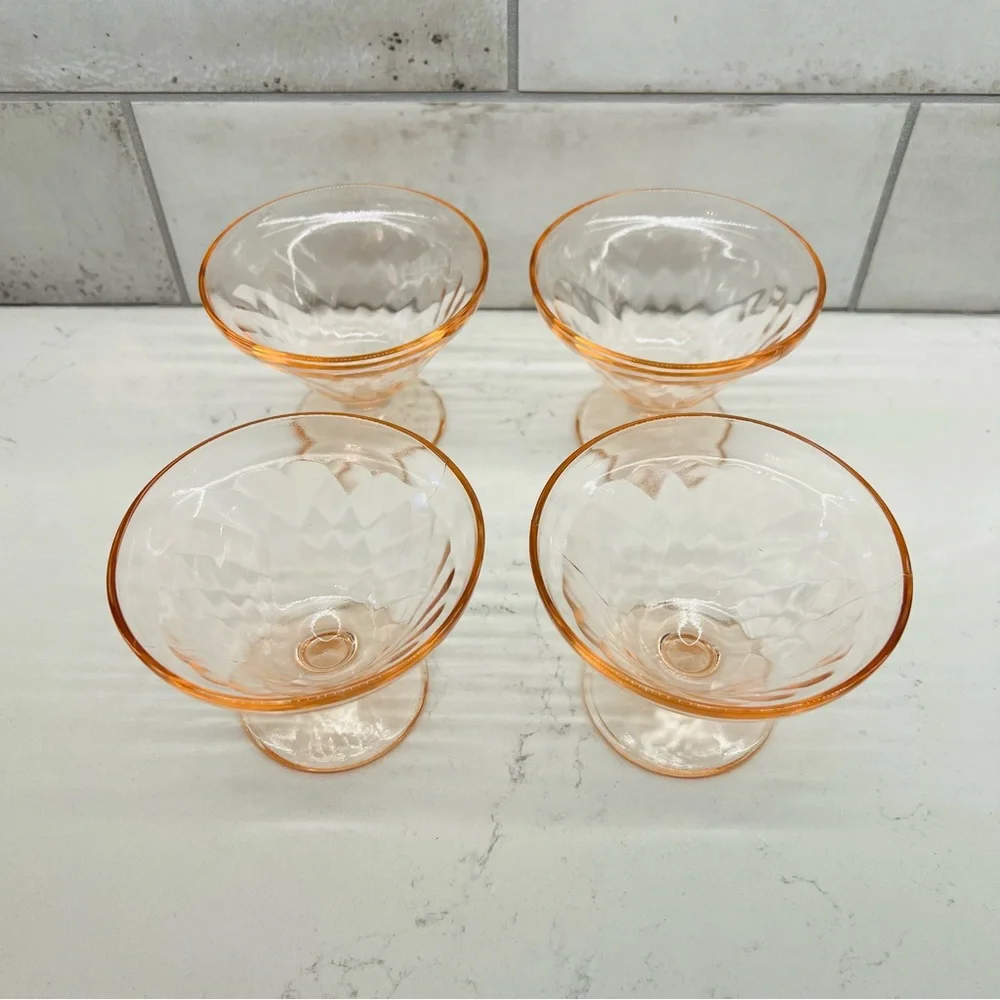 HAZEL ATLAS Vintage Diamond Optic Pink Champagne / Tall Sherbet Glasses Set of 4